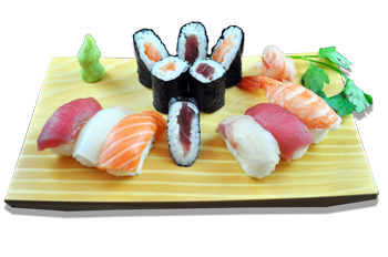 Nell’immagine Sushi misto preparato per tutti i Clienti dei ristoranti Haiku secondo la tradizionale ricetta giapponese