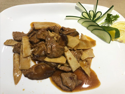 manzo_funghi_e_bambu_menu_asian_food.jpg